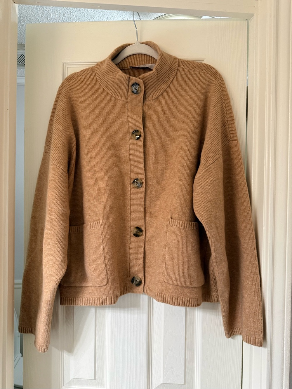LOFT Camel Button-Front Pocket Cardigan